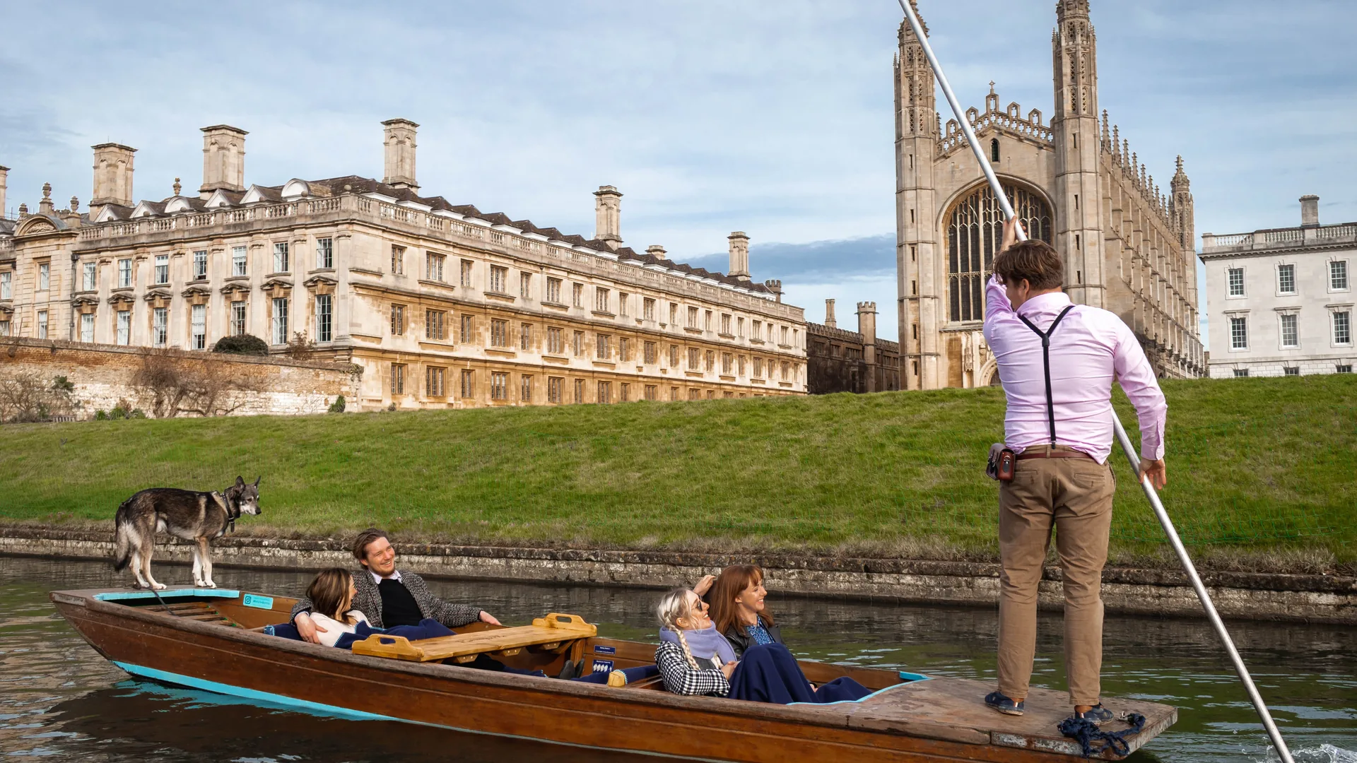 A private punt with a chauffeur in front of King's College on the Backs, from the Bridge of Sighs tour listing